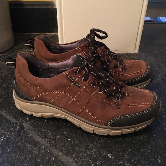 clarks wave trek